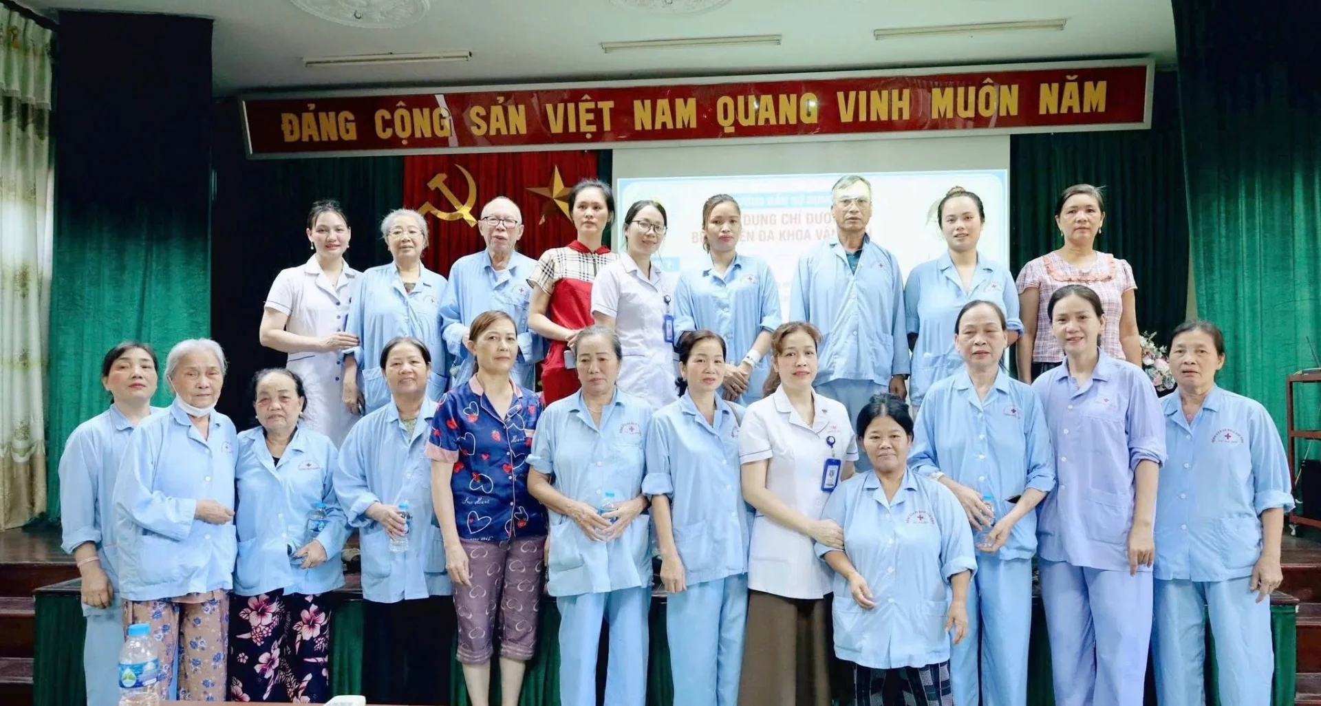 BỆNH VIỆN ĐA KHOA VÂN ĐÌNH TỔ CHỨC HỘI NGHỊ HỌP HỘI ĐỒNG NGƯỜI BỆNH CẤP BỆNH VIỆN THÁNG 5 NĂM 2026